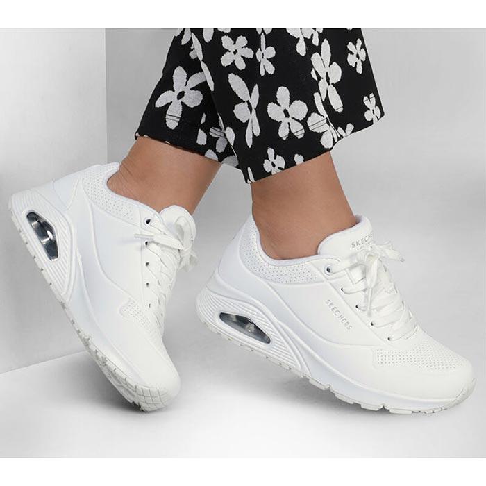 Skechers Uno