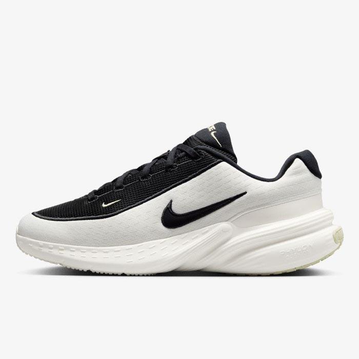 Nike Uplift Sc
