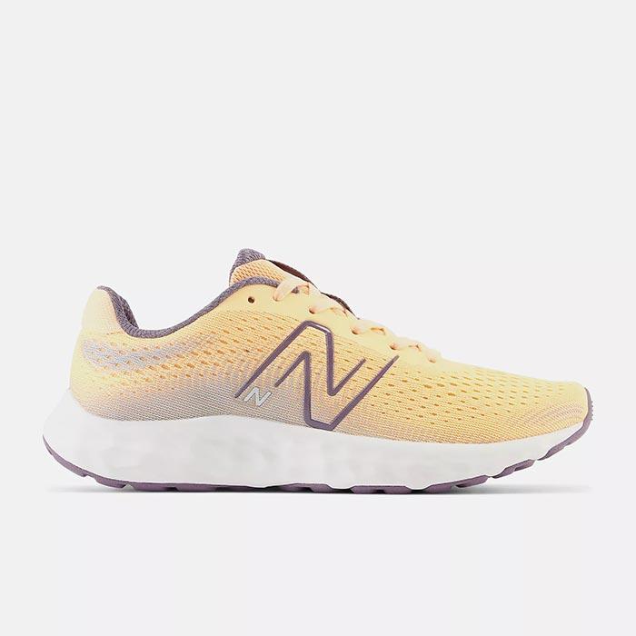 New Balance 520