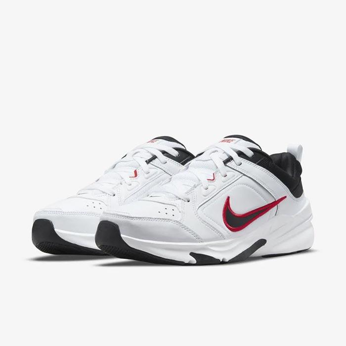 M Nike Defyallday